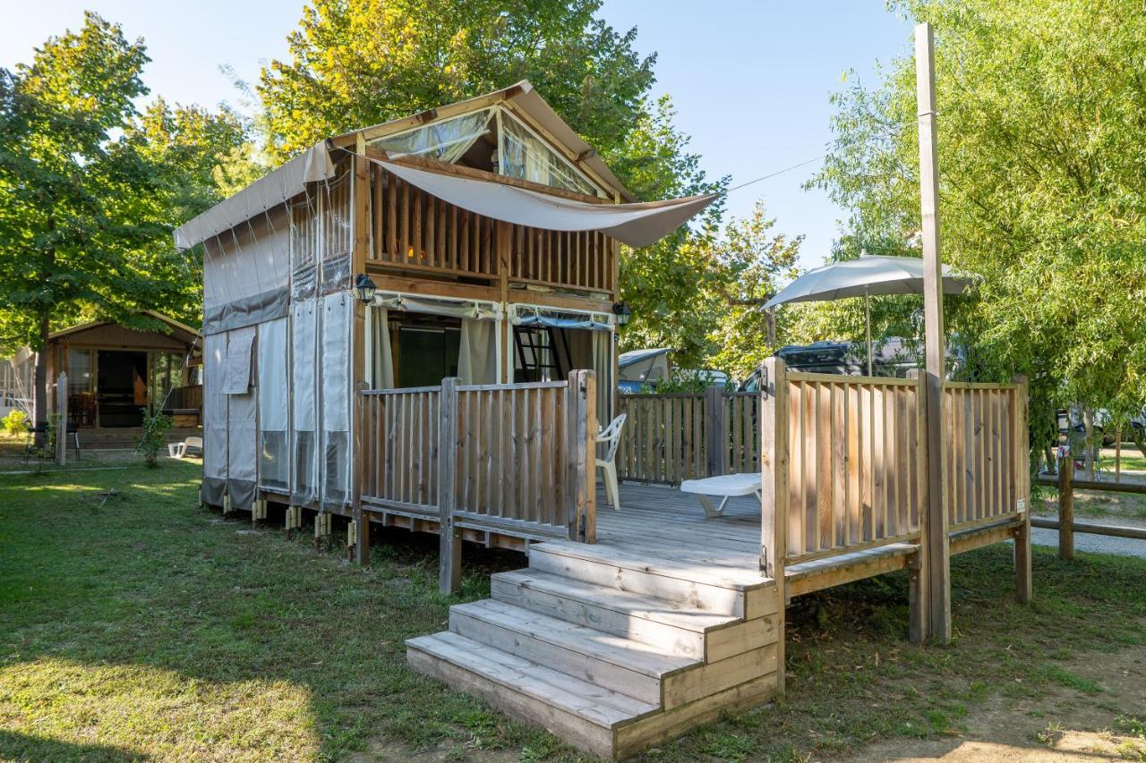 Camping Eden Glamping Dormelletto Exterior photo