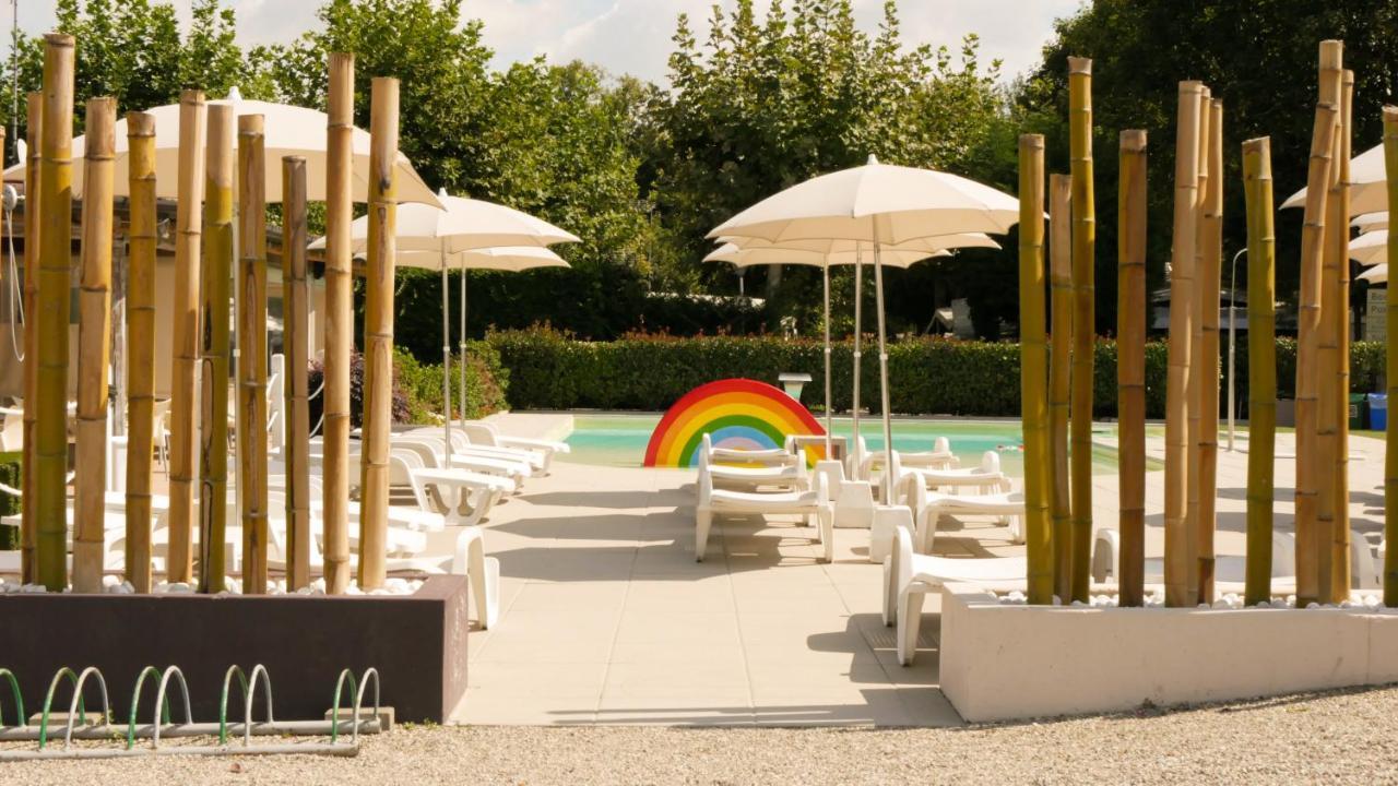 Camping Eden Glamping Dormelletto Exterior photo